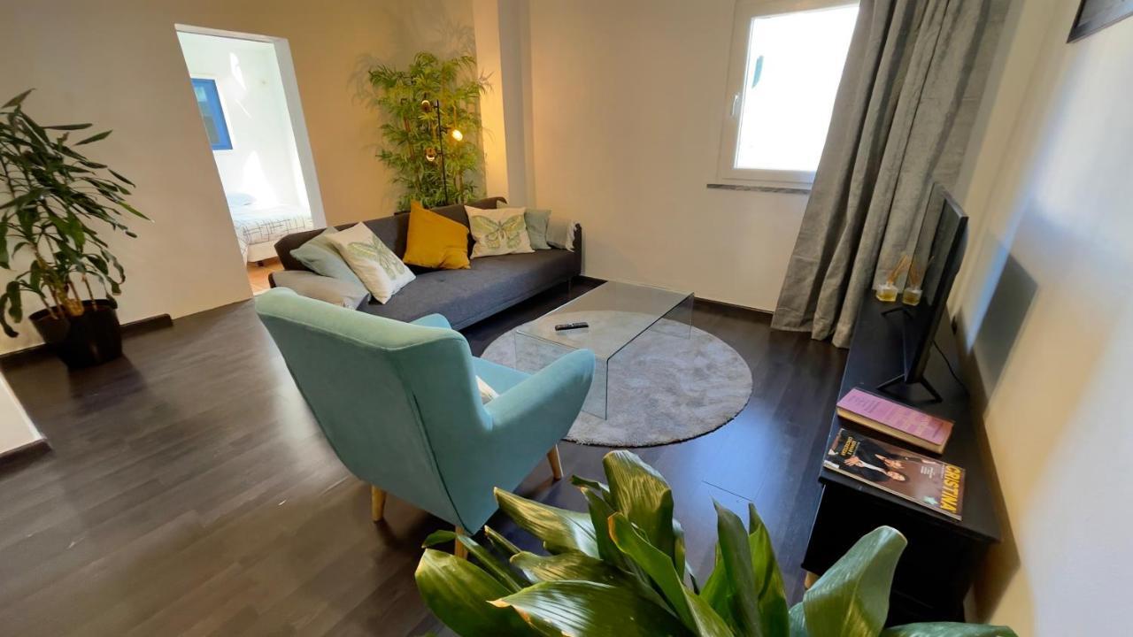 Appartamento Apartamento T2 Com Terraco Grande Quarteira Esterno foto