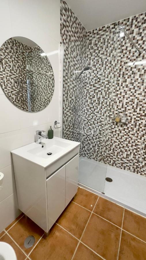 Appartamento Apartamento T2 Com Terraco Grande Quarteira Esterno foto