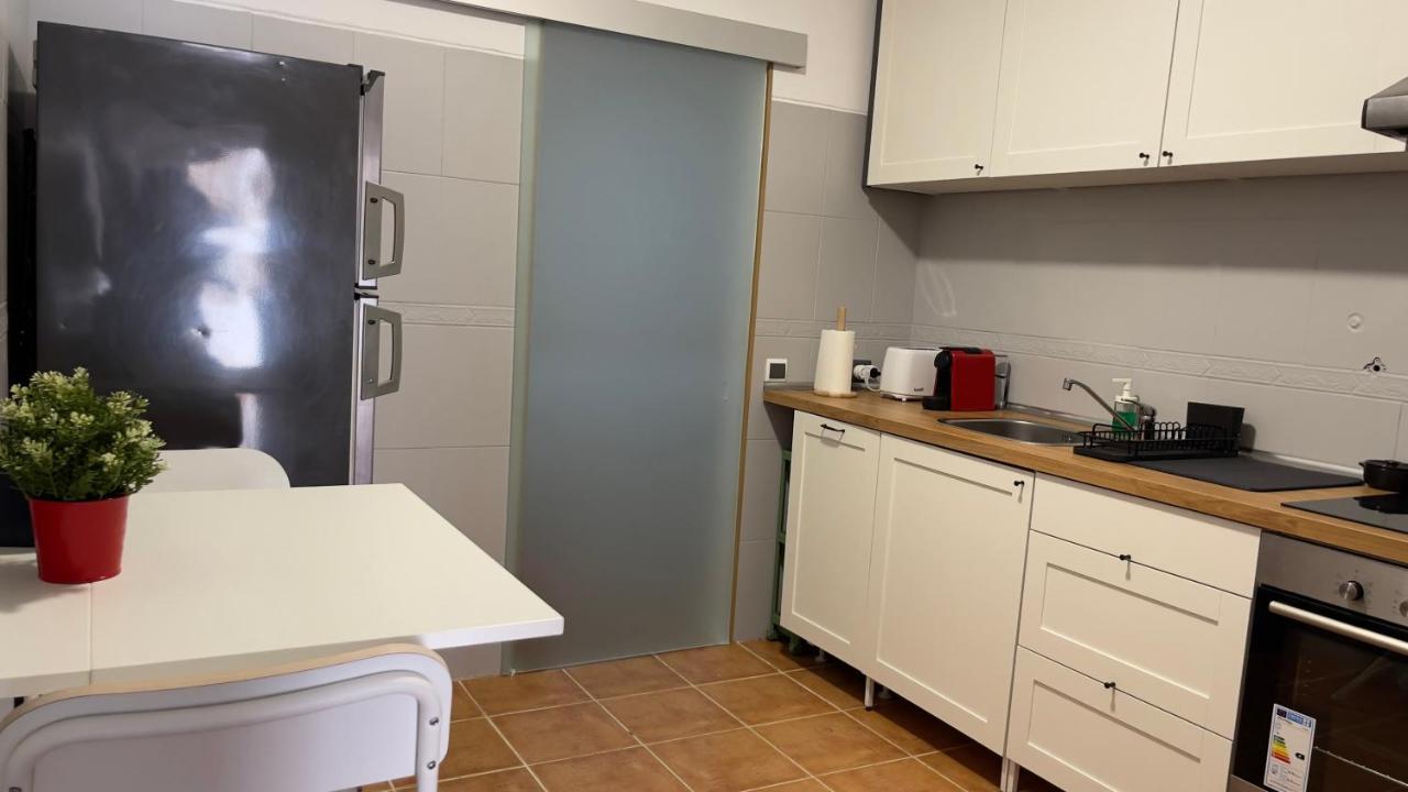 Appartamento Apartamento T2 Com Terraco Grande Quarteira Esterno foto
