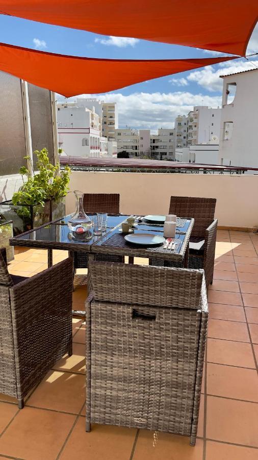 Appartamento Apartamento T2 Com Terraco Grande Quarteira Esterno foto